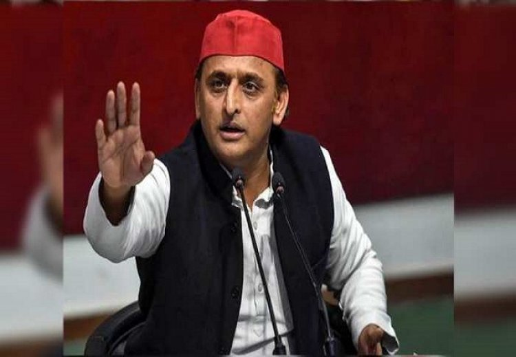 ट्विटर पर काफी समय तक टॉप पर ट्रेंड करता रहा 'जिन्ना प्रेमी अखिलेश'
