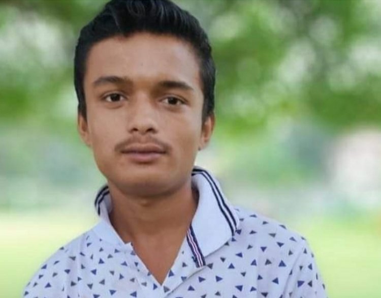 सड़क दुर्घटना में किशोर की मौत को लेकर हंगामा, गाड़ियों में तोड़फोड़