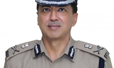 डीजीपी ने बैठक में पुलिस अधिकारियों को दिए दिशा निर्देश