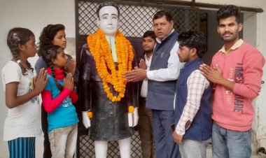 बाबा साहेब की 66वीं पुण्यतिथि पर बहुजन रंगकर्मियों ने भारत को बौद्धमय बनाने का लिया संकल्प