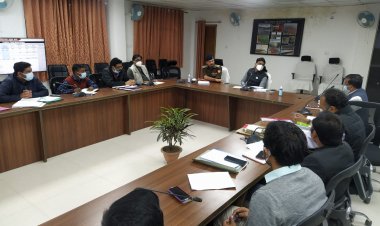 जिलाधिकारी की अध्यक्षता में माघ मेला-2022 की तैयारियों के प्रगति की समीक्षा बैठक सम्पन्न