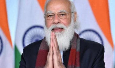 गोरखपुर : सपा सरकार से जब आर-पार की बात आई तब एम्स के लिए मजबूरन दी जमीन: प्रधानमंत्री मोदी