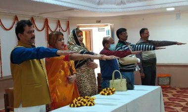 केपी इण्टर कॉलेज में चला मतदाता जागरूकता अभियान