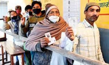 UP में पहले चरण की वोटिंग जारी, प्रथम दो घंटे में करीब आठ प्रतिशत मतदान