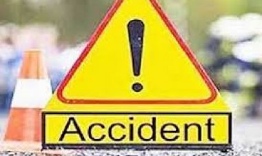 बांदाः बाइक दीवार से टकराई, दो की मौत