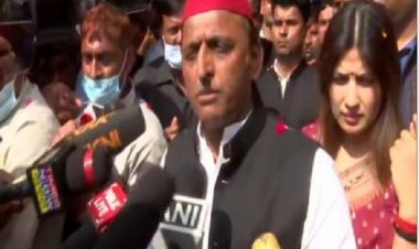 सैफई में वोट डालने के बाद बोले अखिलेश, यूपी से होगा भाजपा का सफाया