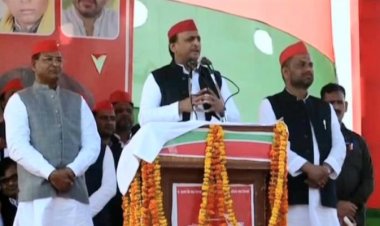 सपा सरकार बनने पर गरीबों को पांच साल तक मिलेगा मुफ्त राशन: अखिलेश यादव