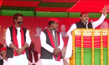 सपा प्रमुख अखिलेश ने शहर की तीनों विधानसभा को साधने का प्रयास किया