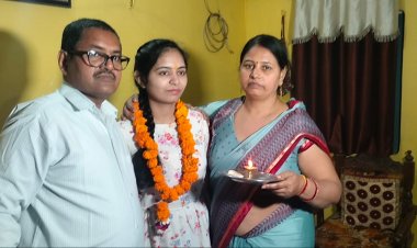 यूक्रेन से प्रतिष्ठा आई स्वदेश, घर में खुशी का माहौल