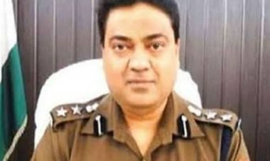 निलम्बित आईपीएस अभिषेक दीक्षित डेढ़ साल के बाद बहाल