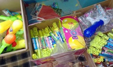 लौटी पिचकारी कारोबारियों के चेहरे पर मुस्कान, लोगों में दिखा होली का उत्साह