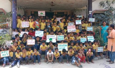 मानव शृंखला बनाकर बच्चों ने लिया पानी बचाने का संकल्प