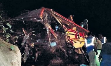 आंध्र प्रदेश: तिरुपति के निकट बस हादसे में 8 लोगों की जान गई, 55 यात्री घायल