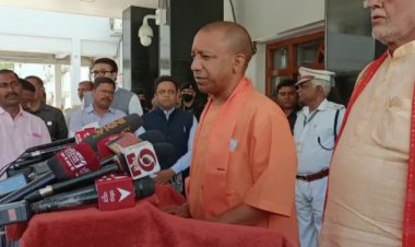 आदित्यनाथ, ब्रजेश पाठक और अखिलेश यादव ने ली विधानसभा सदस्यता की शपथ