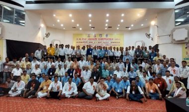 प्रयागराज: उप्र टेंट व्यापारी एसोसिएशन ने की बैठक, सरकार से रखी मांगें