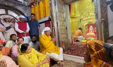 चैत्र नवरात्रि के साथ शुरू हुआ नव संवत्सर, मंदिरों में उमड़ी भीड़