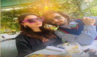 करण जौहर ने शेयर की आलिया भट्ट और रणवीर सिंह की तस्वीर, लिखा- मैंने रॉकी और रानी को पाया