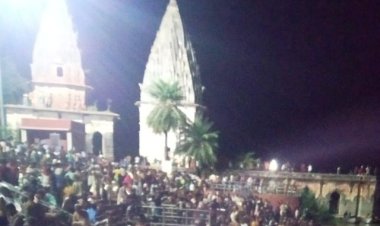 हर-हर महादेव की गूंज के साथ तीसरे सोमवार को शिव मंदिरों में लगी भक्तों की भीड़