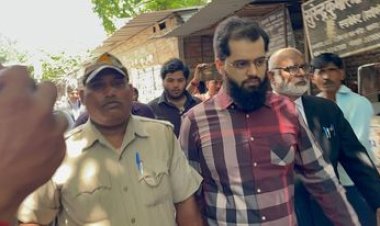 बाहुबली अतीक के बेटे उमर 14 दिन की न्यायिक हिरासत में भेजा गया