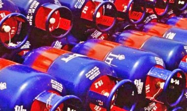 कमर्शियल एलपीजी सिलेंडर 100 रुपये तक सस्ता