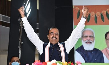 पराजय से विचलित होकर बहकी-बहकी बातें कर रहे अखिलेश : केशव प्रसाद मौर्य