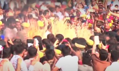 पूर्व रक्षामंत्री मुलायम सिंह पंचतत्व में विलीन, बेटे अखिलेश यादव ने दी चिता को मुखाग्नि