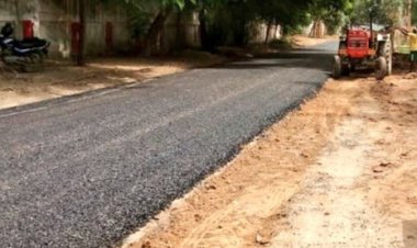 उप्र: सिंगल यूज वेस्ट प्लास्टिक के उपयोग से बनी सड़कें मानी जा रही टिकाऊ