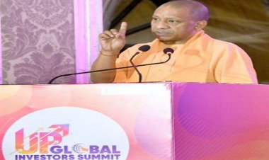 मुख्यमंत्री योगी ने बॉलीवुड के शख्सियतों से की मुलाकात, फिल्म इंडस्ट्री में निवेश का दिया न्यौता