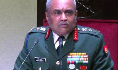 जोशीमठ के हालात पर सेना प्रमुख बोले- हर संभव मदद मुहैया कराने को तैयार