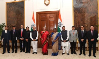 (बजट 2023-24) निर्मला सीतारमण ने राष्ट्रपति द्रौपदी मुर्मू से की मुलाकात