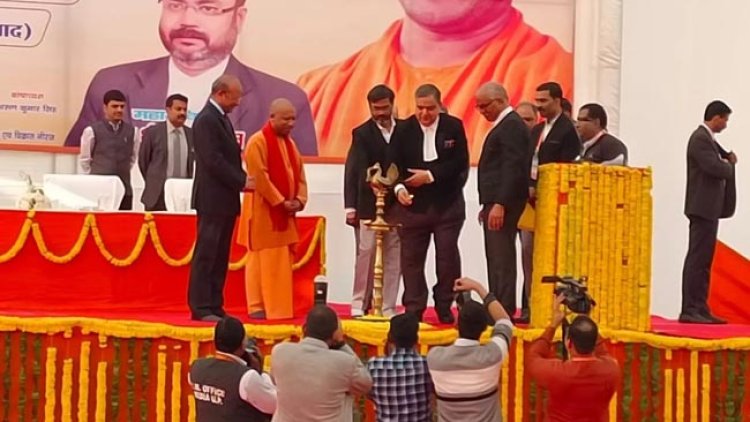 वादकारी का अटूट भरोसा कायम रखना वकीलों के लिए बड़ी चुनौती : मुख्यमंत्री योगी
