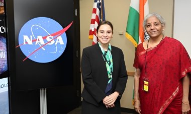 भारतीय वित्तमंत्री ने किया नासा के स्पेस टेलीस्कोप सेंटर का दौरा