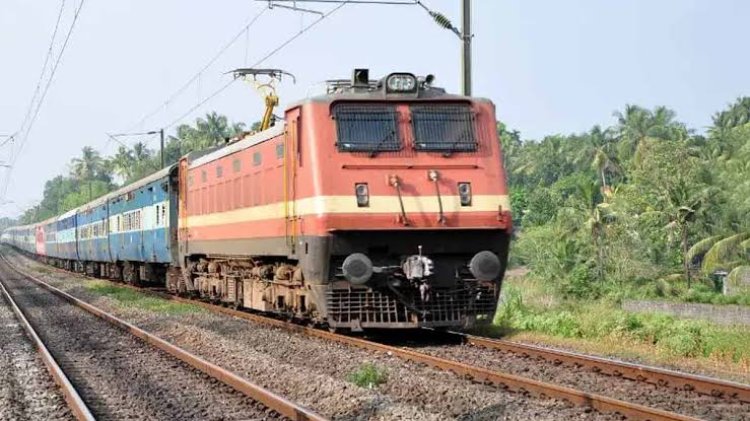 यूपी एसएसएससी परीक्षा के लिए वाराणसी प्रयागराज के बीच चल रही एक जोड़ी परीक्षा विशेष ट्रेन