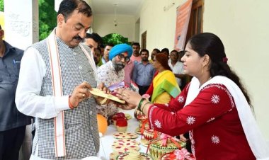 आत्मनिर्भर भारत बनाने में महिलाओं की बड़ी भूमिका : केशव प्रसाद मौर्य