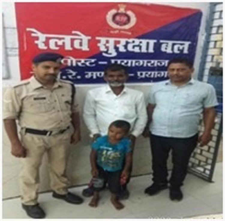 पुलिस ने एक माह बाद चार वर्षीय बालक को अपहरणकर्ता के चंगुल से छुड़ाया