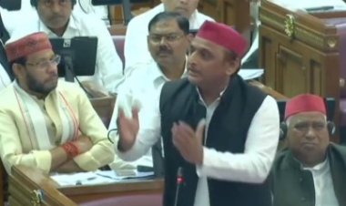 महंगाई पर अखिलेश यादव का व्यंग्य वाण, टमाटर के दाम तोले में बता रहे दुकानदार