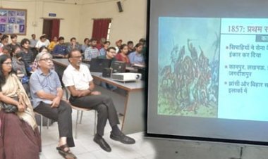 इविवि : सेंटर ऑफ मीडिया स्टडीज में दिखाई गई डॉक्युमेंट्री-1857