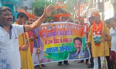 प्रधानमंत्री नरेन्द्र मोदी आधुनिक भारत के शिल्पकार : गणेश केसरवानी