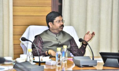 स्वार्थ के तूफान में ताश के पत्तों की तरह बिखर रहा विपक्षी गठबंधनः नन्दी