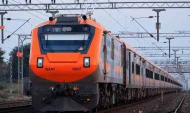 40 हजार सामान्य रेल बोगियों को वंदे भारत मानकों में परिवर्तित किया जाएगा: सीतारमण