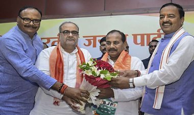 सपा छोड़ भाजपा में शामिल हुए दारा सिंह चौहान एक बार फिर बने मंत्री