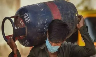कॉमर्शियल गैस सिलेंडर 32 रुपये तक हुआ सस्ता, नई दरें लागू