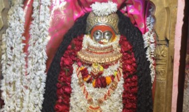 चैत्र नवरात्र: आठवें दिन मां अन्नपूर्णा और मंगला गौरी के मंदिर में दर्शन पूजन के लिए उमड़ी भीड़