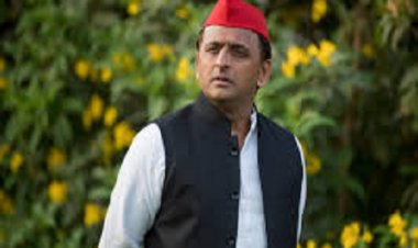 लोकसभा चुनाव: घरों से निकलकर अपना वोट जरूर डालें : अखिलेश यादव