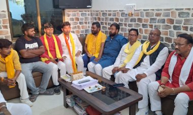 घोसी से सपा उम्मीदवार राजीव राय जीते, अरविंद राजभर ने दी बधाई