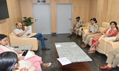 जबलपुरः मुख्यमंत्री के प्रस्तावित दौरे को कलेक्टर ने ली अधिकारियों की बैठक