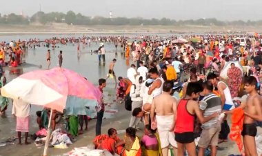 गंगा दशहरा पर श्रद्धालुओं ने लगाई आस्था की डुबकी