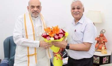 अमित शाह से यूपी के मुख्य सचिव दुर्गा शंकर मिश्रा ने की शिष्टाचार भेंट