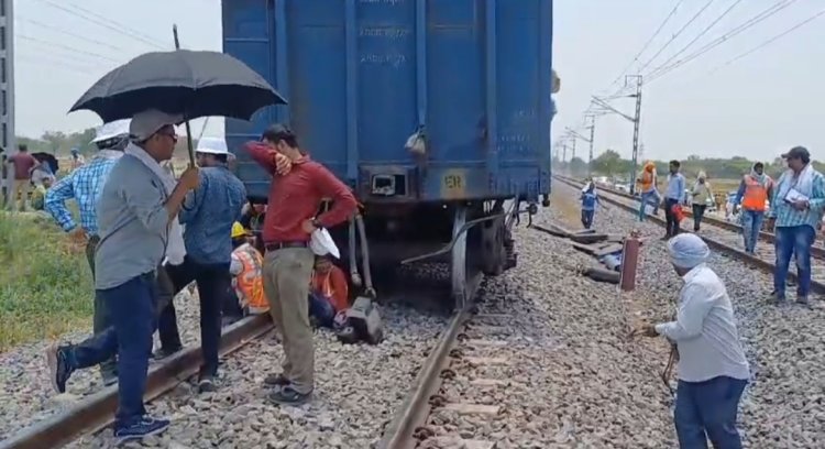 कानपुर-प्रयागराज डीएफ़सी रेलवे ट्रैक पर यातायात बंद