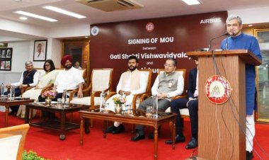 भारतीय रेल का सामान्य श्रेणी पर जोर, दस हजार नए डिब्बे बनाने की तैयारी- अश्विनी वैष्णव